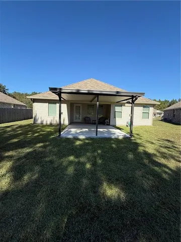 $1,800 | Undisclosed Address, Robert, LA 70455
