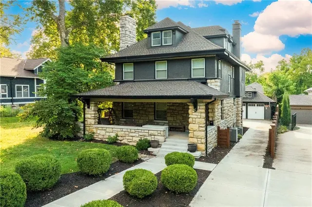 $680,000 | 3640 Pennsylvania Avenue, Kansas City, MO 64111