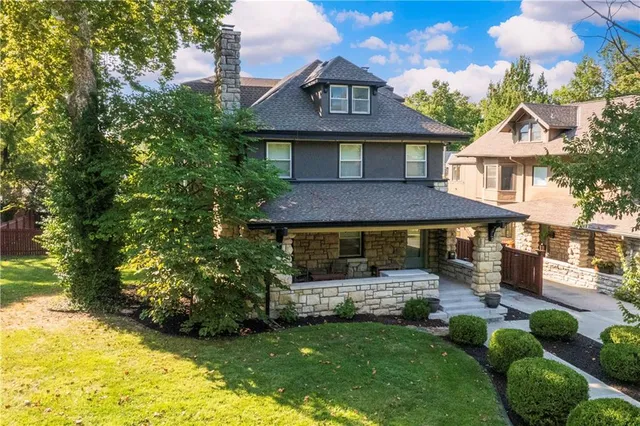 $680,000 | 3640 Pennsylvania Avenue, Kansas City, MO 64111