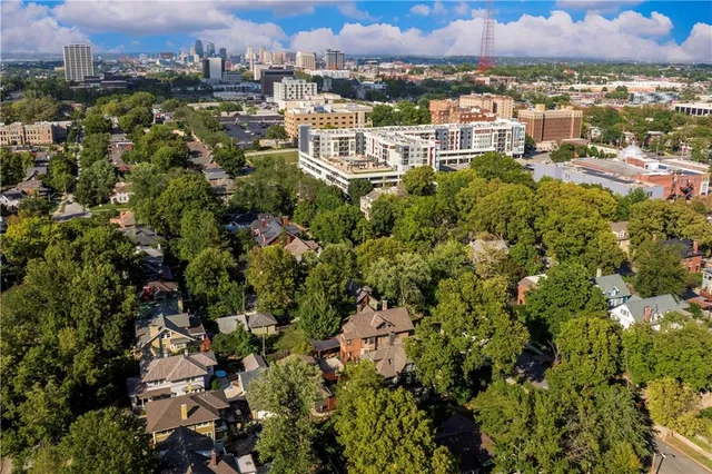 $680,000 | 3640 Pennsylvania Avenue, Kansas City, MO 64111