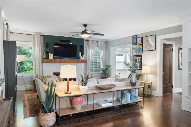 $680,000 | 3640 Pennsylvania Avenue, Kansas City, MO 64111