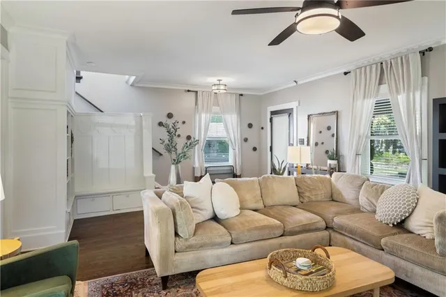 $680,000 | 3640 Pennsylvania Avenue, Kansas City, MO 64111