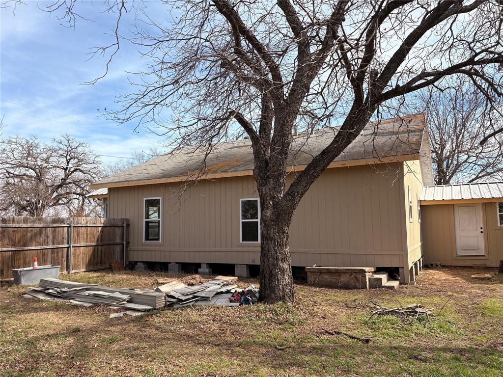 616 Breckenridge Highway Ranger, TX 76470 - Photo 4 of 16