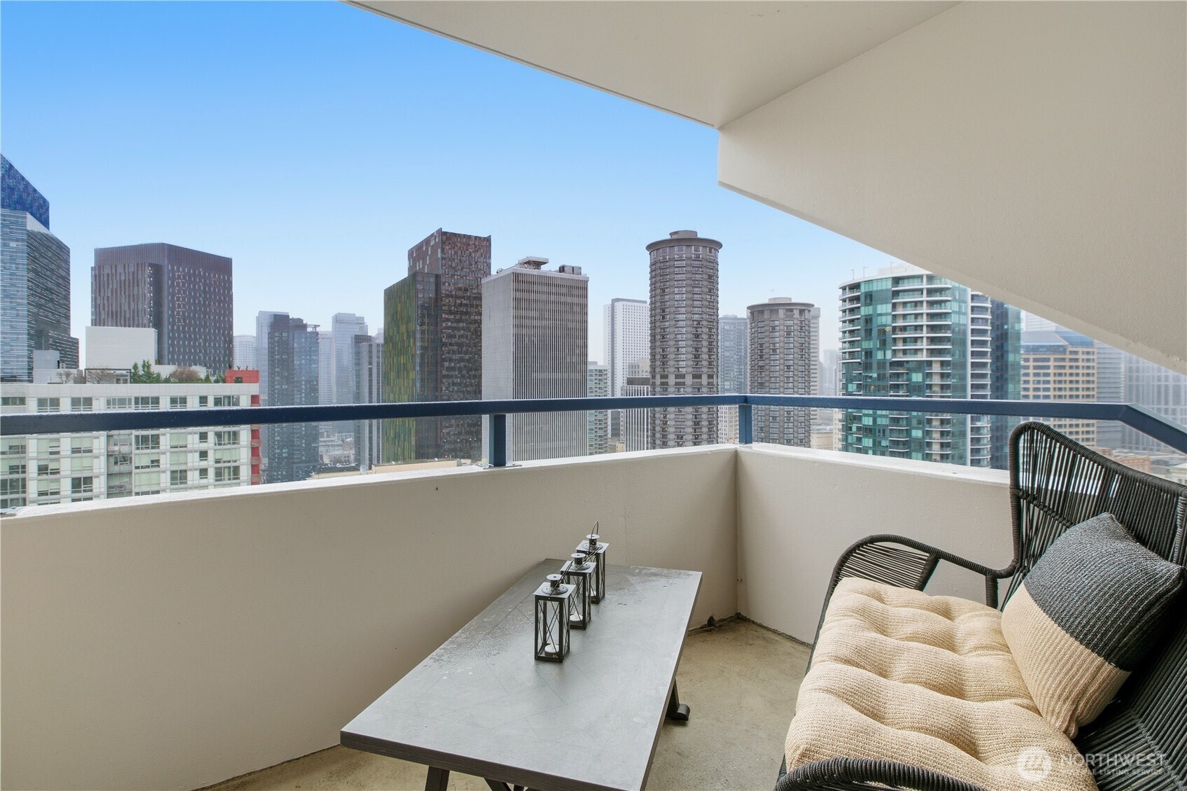 2100 3rd Avenue, Unit 2606 Seattle, WA 98121 - Photo 3 of 38