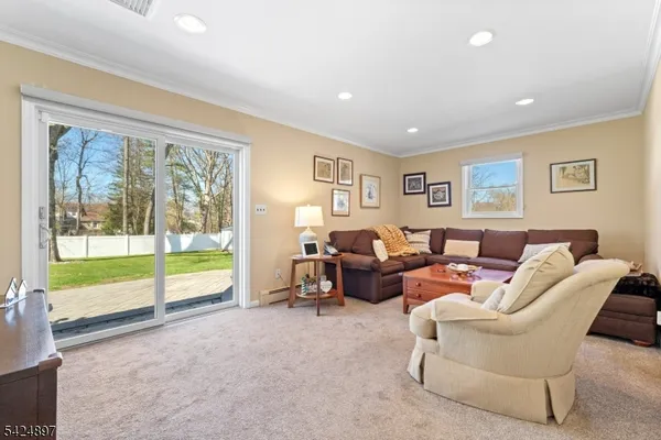 $799,000 | 15 Stuckler Lane, Wayne, NJ 07470
