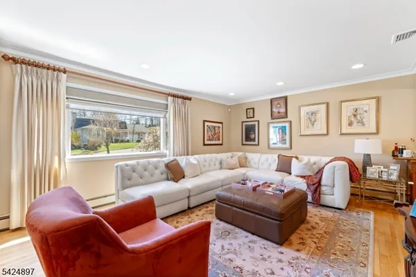 $799,000 | 15 Stuckler Lane, Wayne, NJ 07470