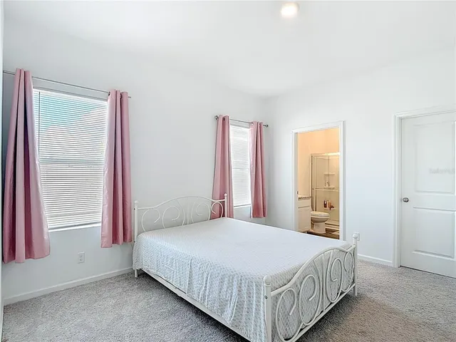 $2,250 | 38345 Honey Suckle Drive, Dade City, FL 33525