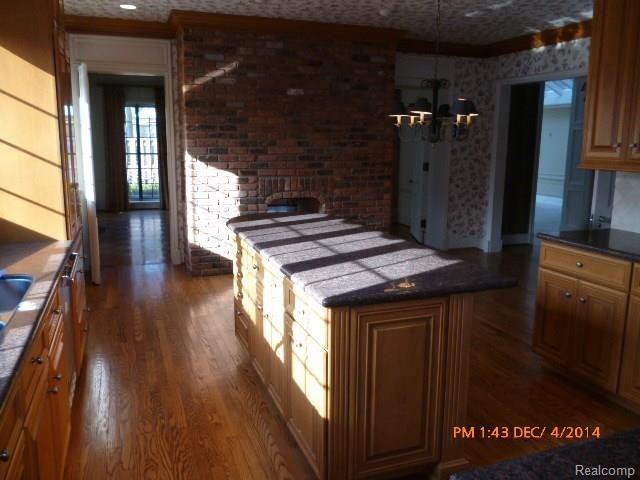 87 Cloverly Road Grosse Pointe, MI 48236 - Photo 20 of 50 kitchen