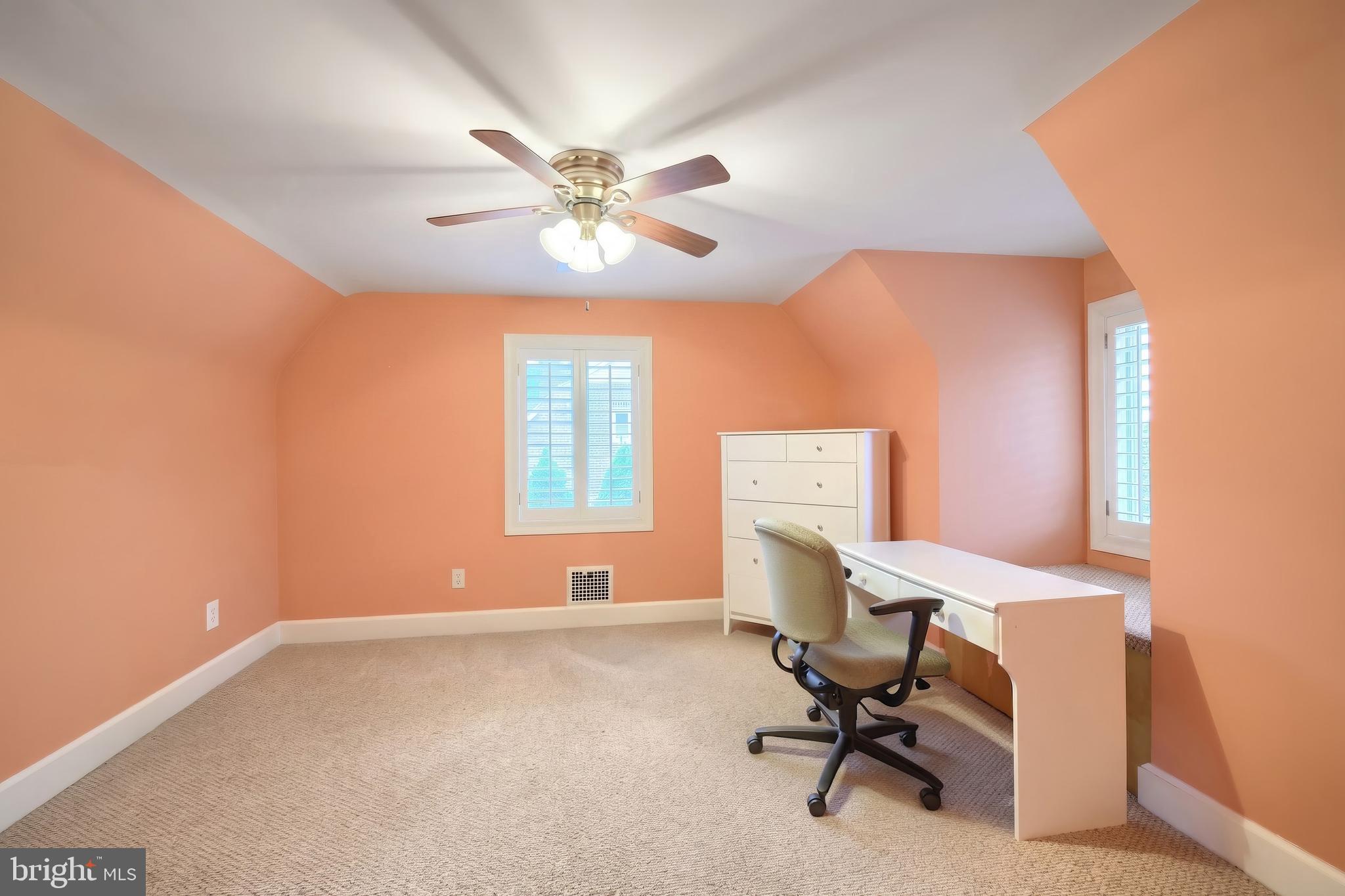 824 Grandview Road York, PA 17403 - Photo 22 of 26