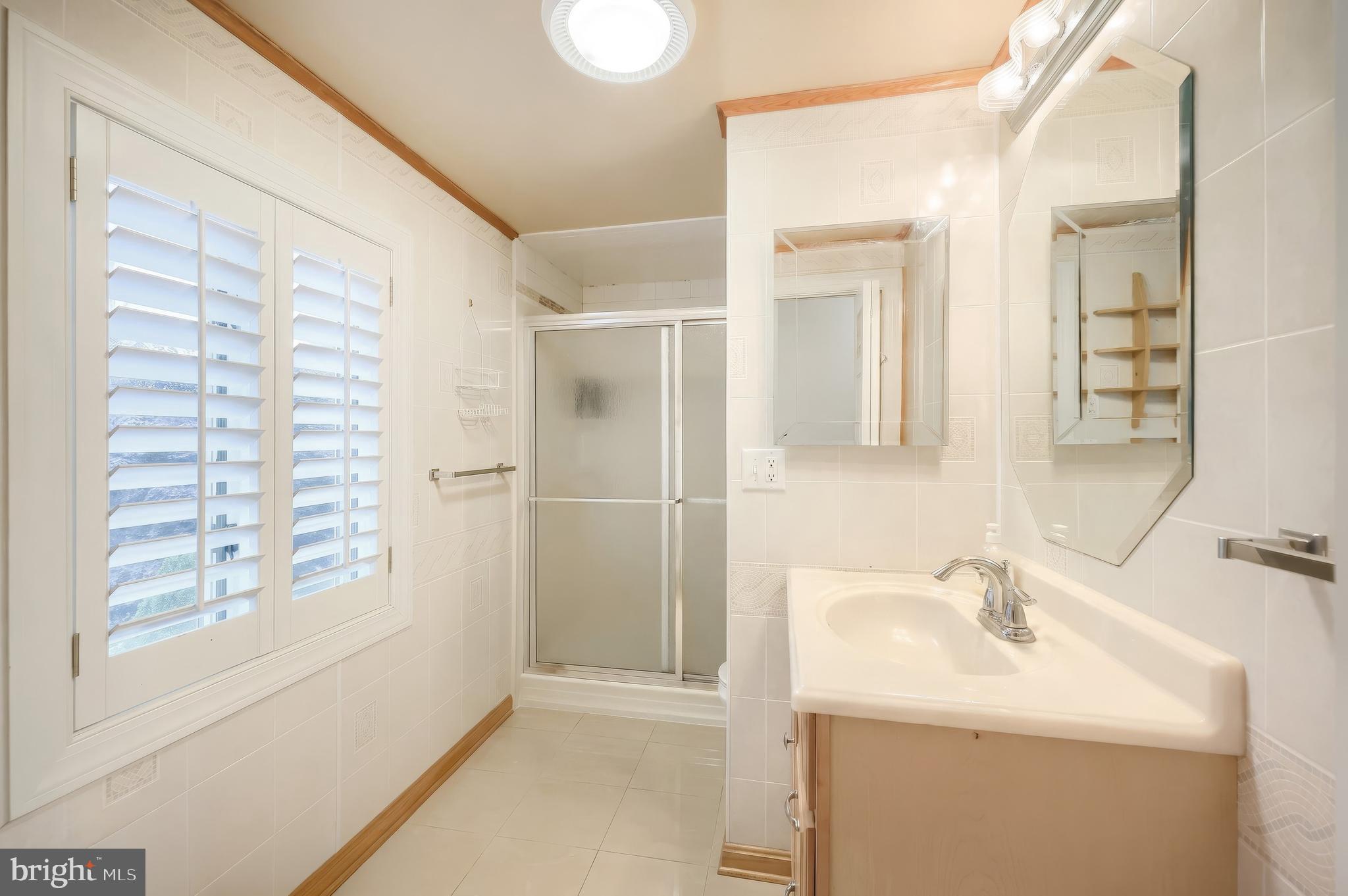 824 Grandview Road York, PA 17403 - Photo 23 of 26