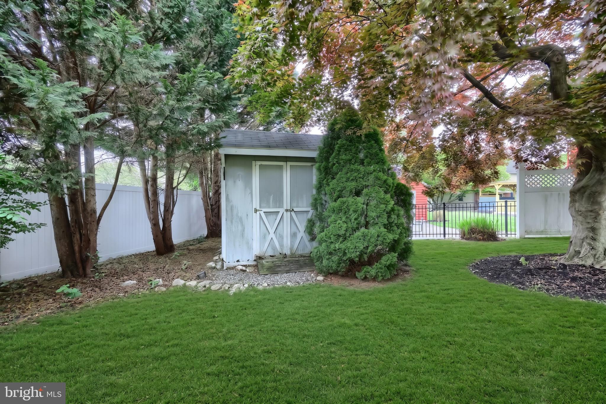 824 Grandview Road York, PA 17403 - Photo 9 of 26