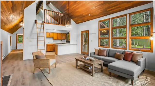 $749,950 | 17118 Riverview Way East, Enumclaw, WA 98022