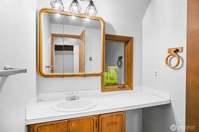 $749,950 | 17118 Riverview Way East, Enumclaw, WA 98022