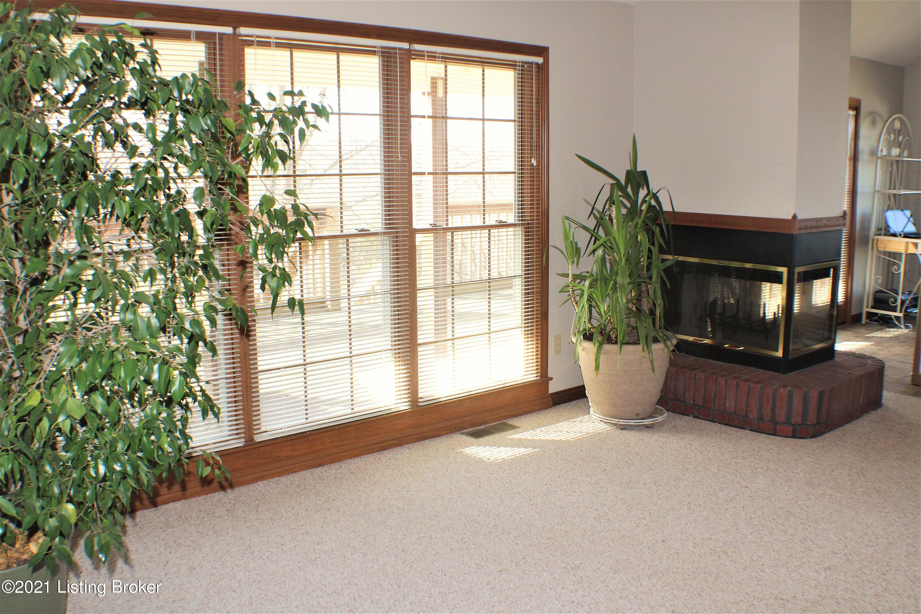 45 Spinpointe Road Taylorsville, KY 40071 - Photo 11 of 59 7