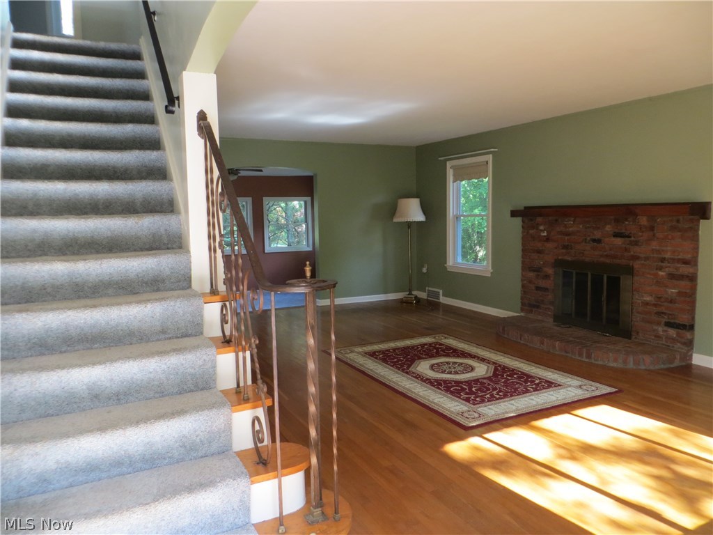 7265 Walton Road Walton Hills, OH 44146 - Photo 8 of 34