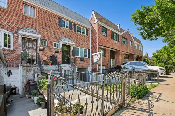 $1,200,000 | 50-38 65th Street | Maspeth