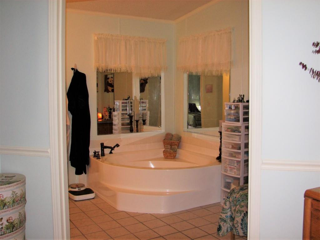 2703 Upper Stone Mountain Road Unicoi, TN 37692 - Photo 16 of 36 Photo 16