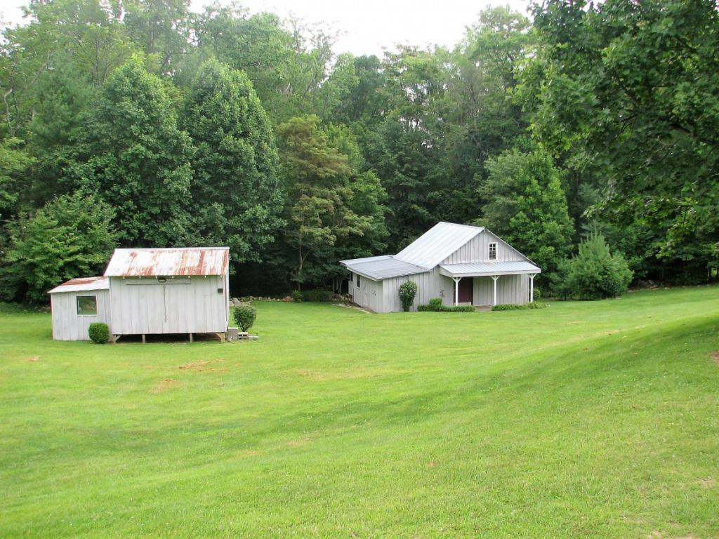 2703 Upper Stone Mountain Road Unicoi, TN 37692 - Photo 25 of 36 Photo 25