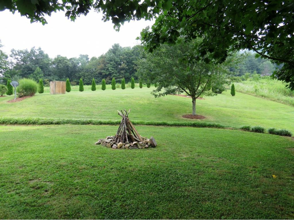 2703 Upper Stone Mountain Road Unicoi, TN 37692 - Photo 29 of 36 Photo 29