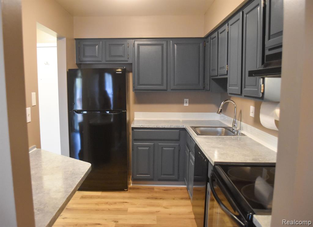 30445 West 14 Mile Road, Unit 50 Farmington, MI 48334 - Photo 6 of 10