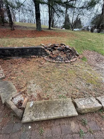 $255,000 | 4306 Jones Lane, Floyds Knobs, IN 47119