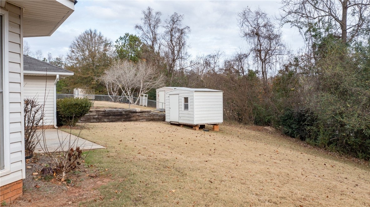 2201 Rocky Brook Road Opelika, AL 36801 - Photo 12 of 40 Gallery Image 12