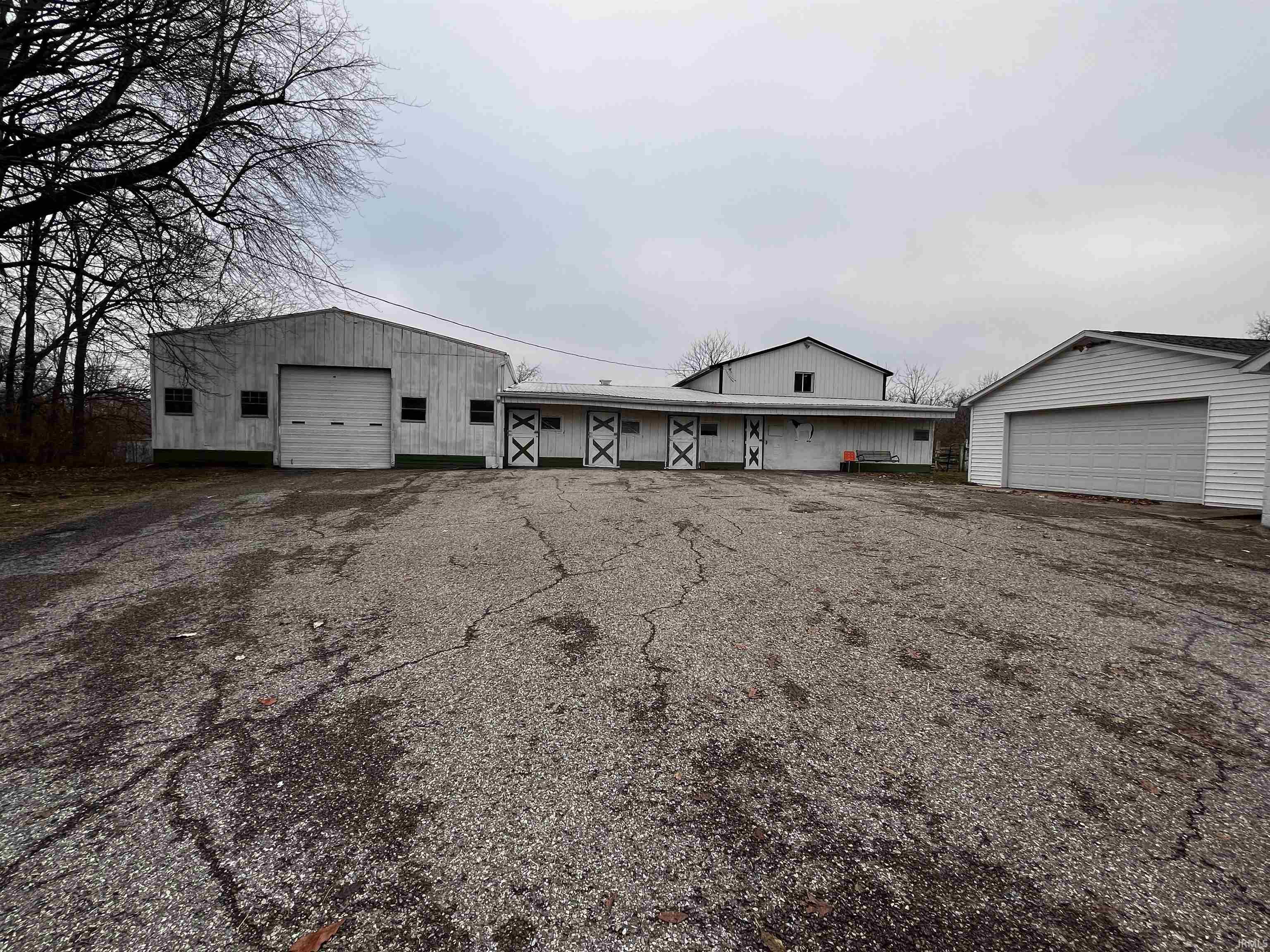 24 Edwardsport Road Washington, IN 47501 - Photo 6 of 27 Gallery Image 6