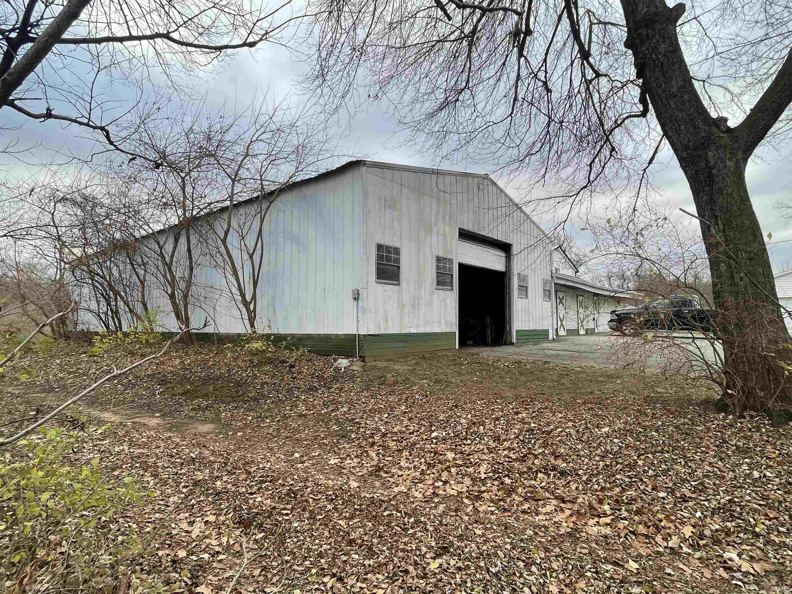 24 Edwardsport Road Washington, IN 47501 - Photo 7 of 27 Gallery Image 7