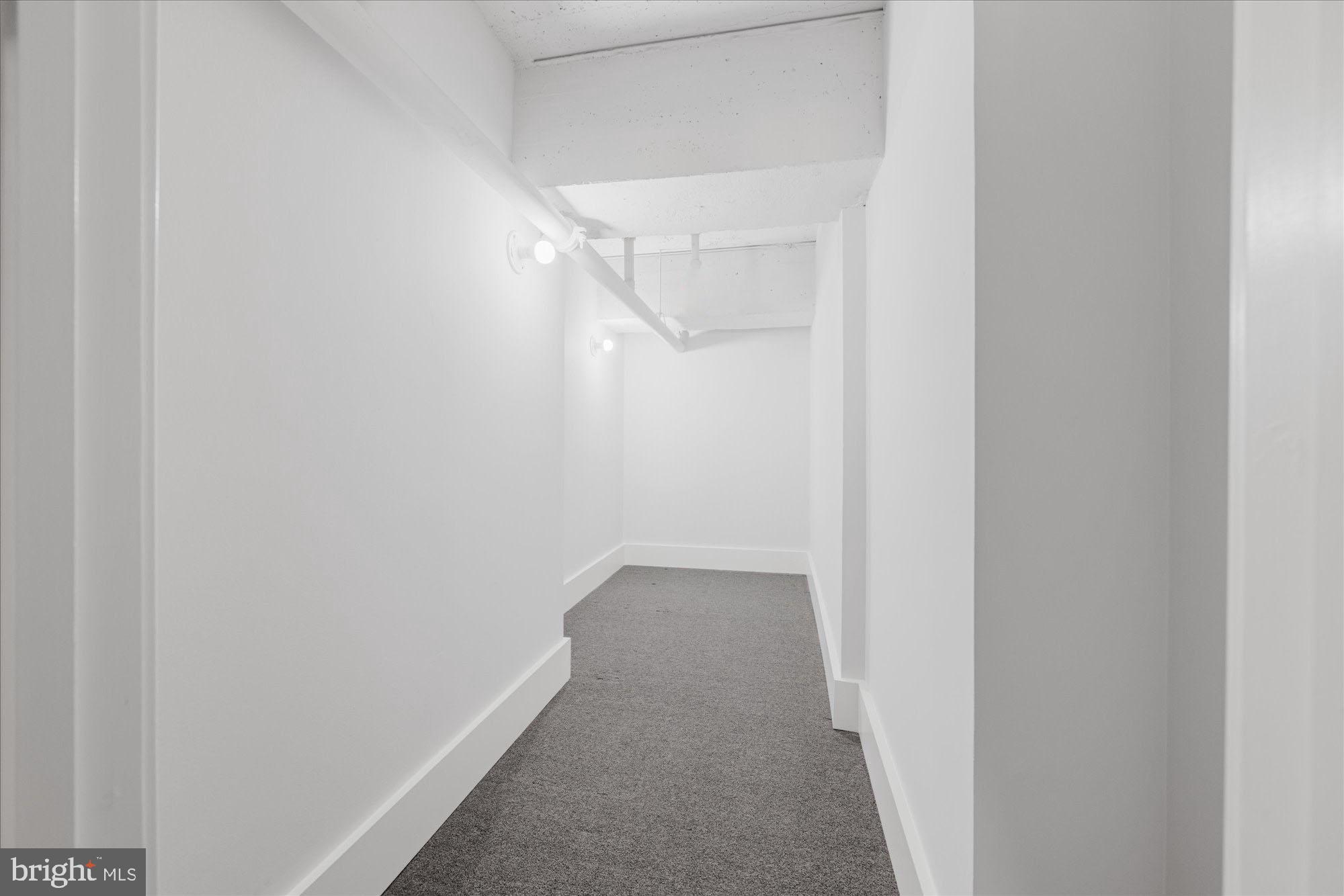 1401 R Street Northwest, Unit 401 Washington, DC 20009 - Photo 17 of 30 Gallery Image 17