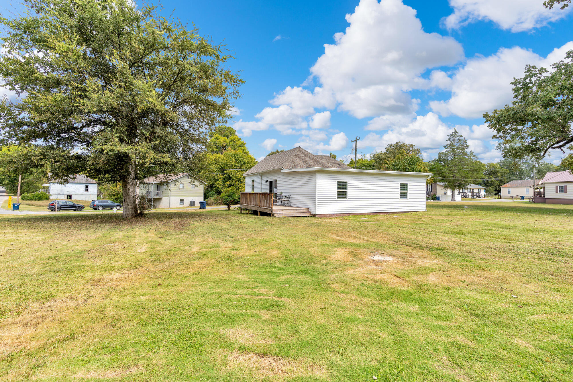 406 East 16th Street Chickamauga, GA 30707 - Photo 16 of 29 406-E-16th-MLS-Photos-16