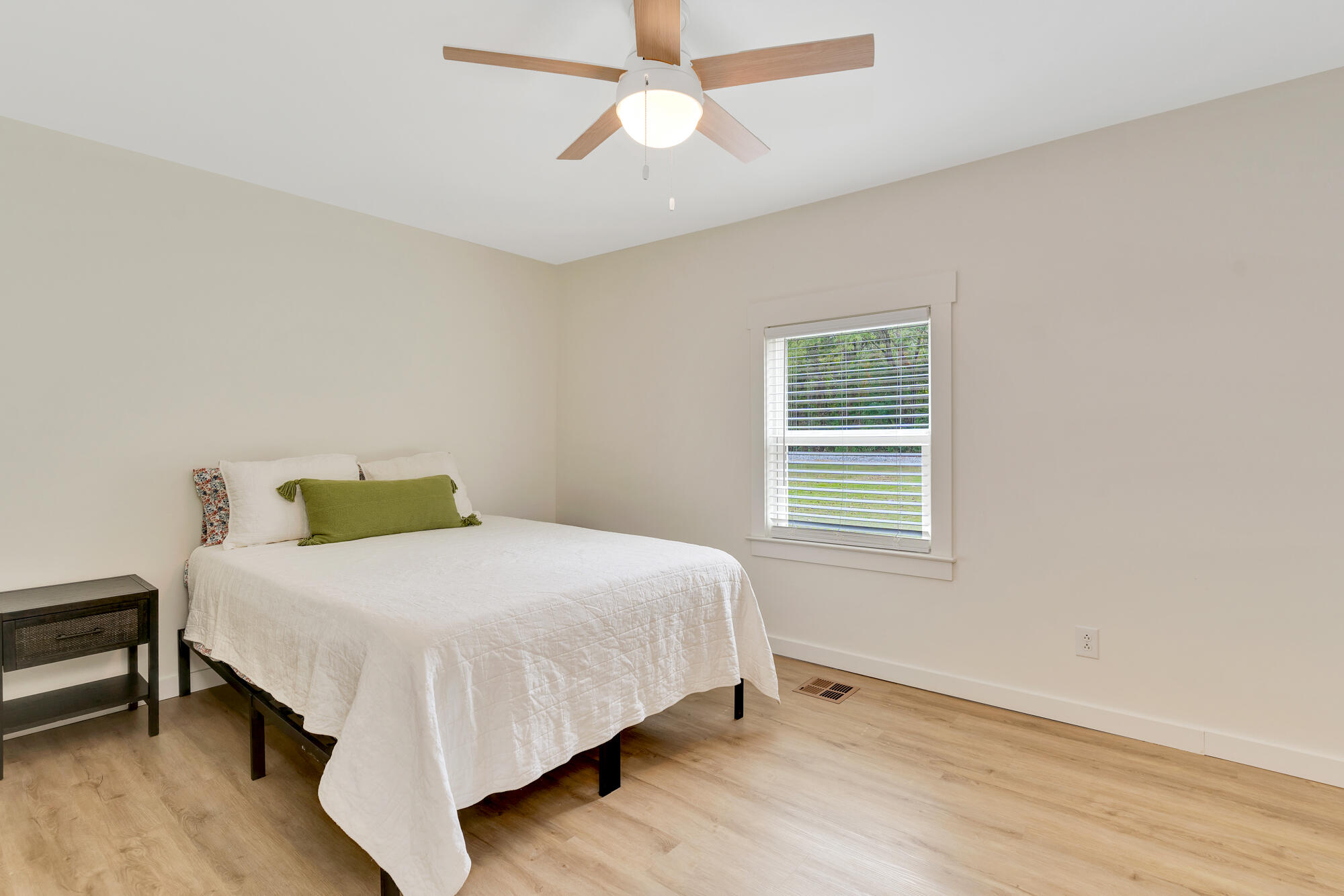 406 East 16th Street Chickamauga, GA 30707 - Photo 21 of 29 406-E-16th-MLS-Photos-21