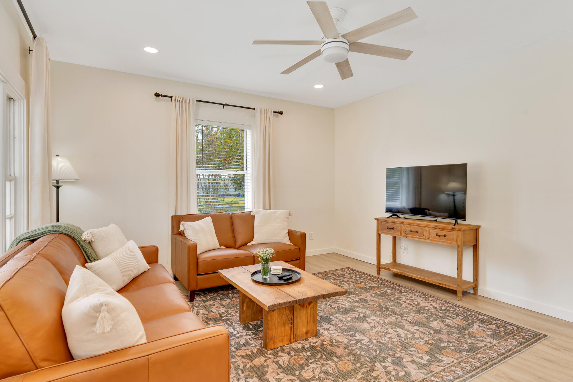 406 East 16th Street Chickamauga, GA 30707 - Photo 9 of 29 406-E-16th-MLS-Photos-7