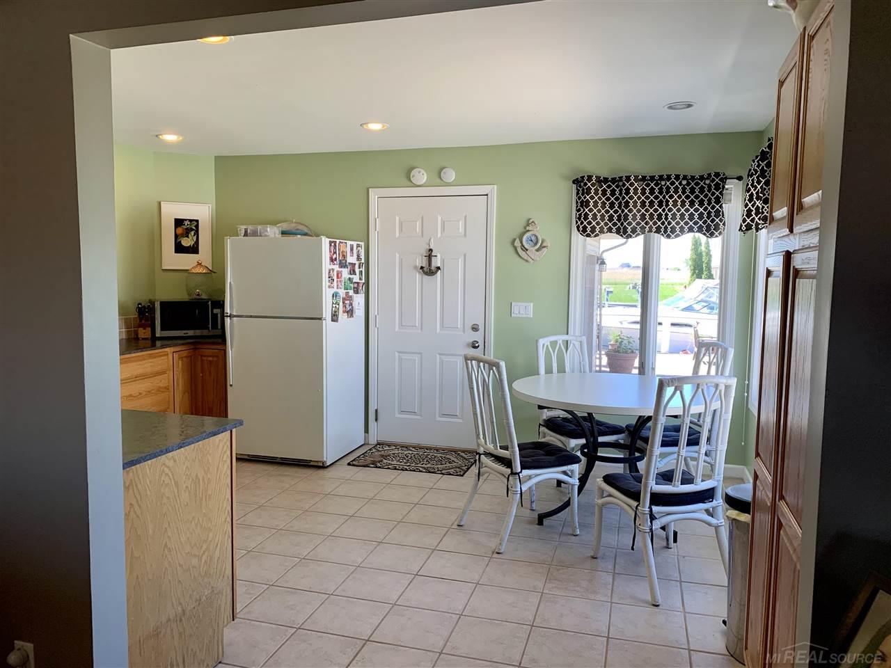6369 Dyke Road Algonac, MI 48001 - Photo 18 of 21 50043390-17.JPG