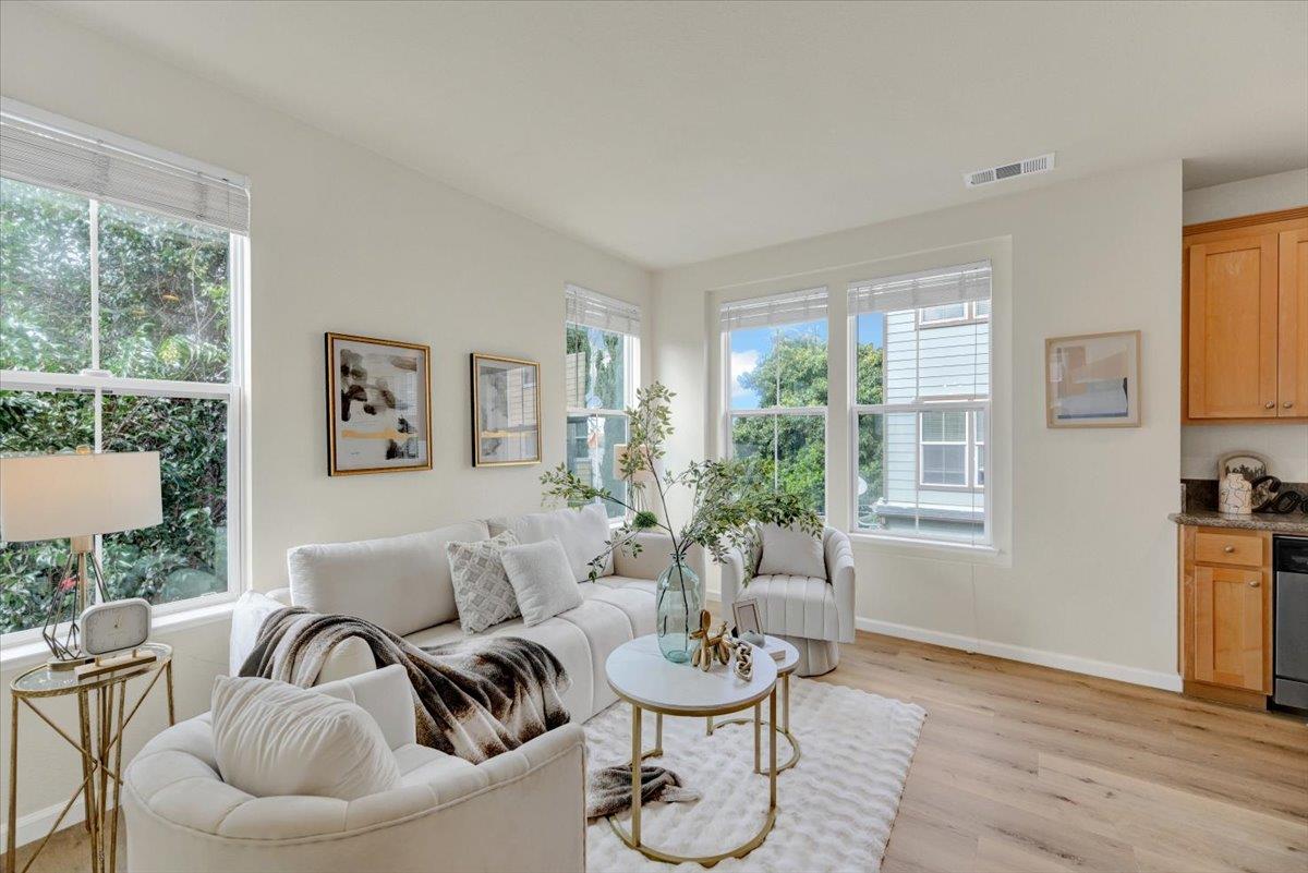 180 Wiley Terrace Mountain View, CA 94043 - Photo 14 of 36