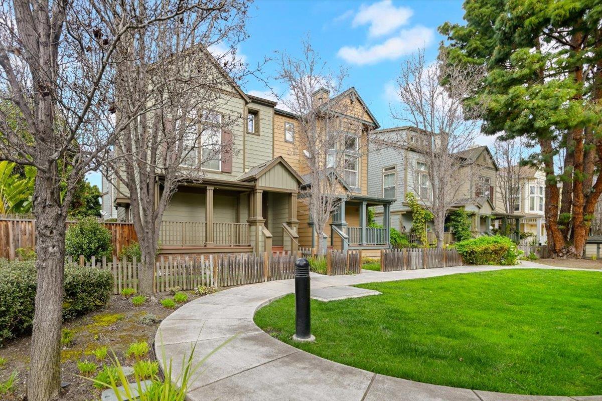 180 Wiley Terrace Mountain View, CA 94043 - Photo 2 of 36