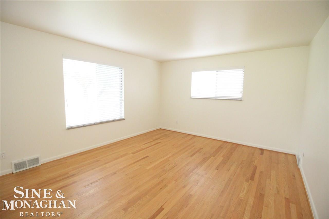 781 Harcourt Road Grosse Pointe, MI 48230 - Photo 27 of 36