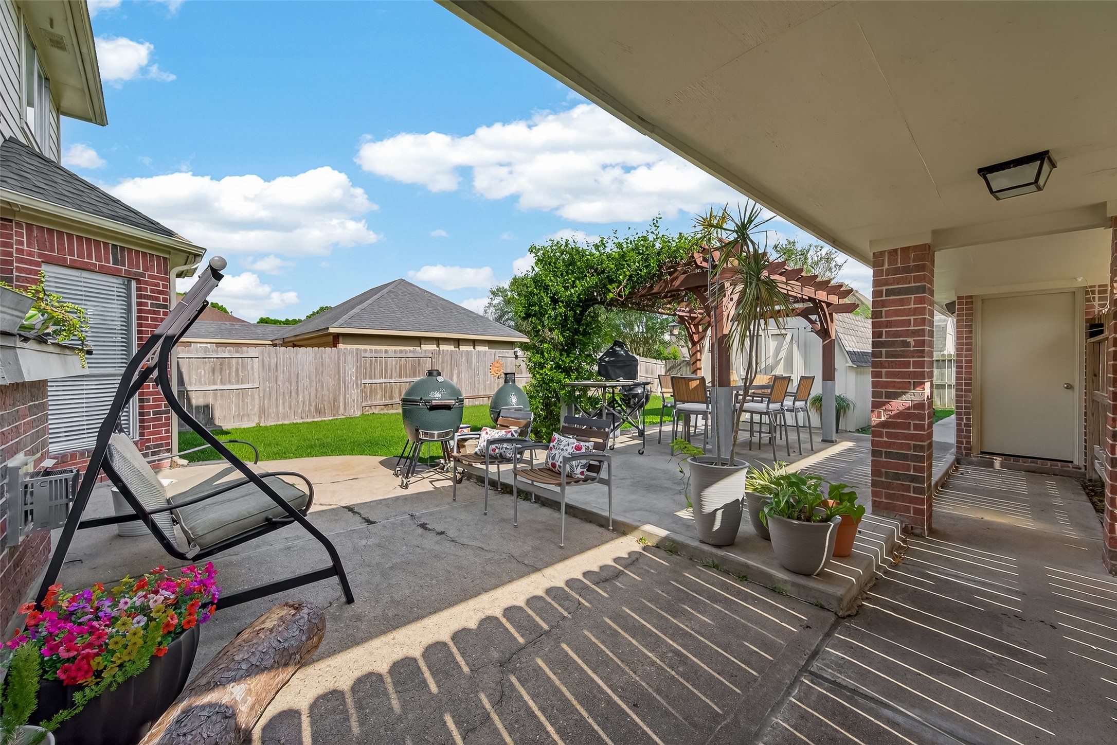 405 PecanGrove Dickinson, TX 77539 - Photo 42 of 46