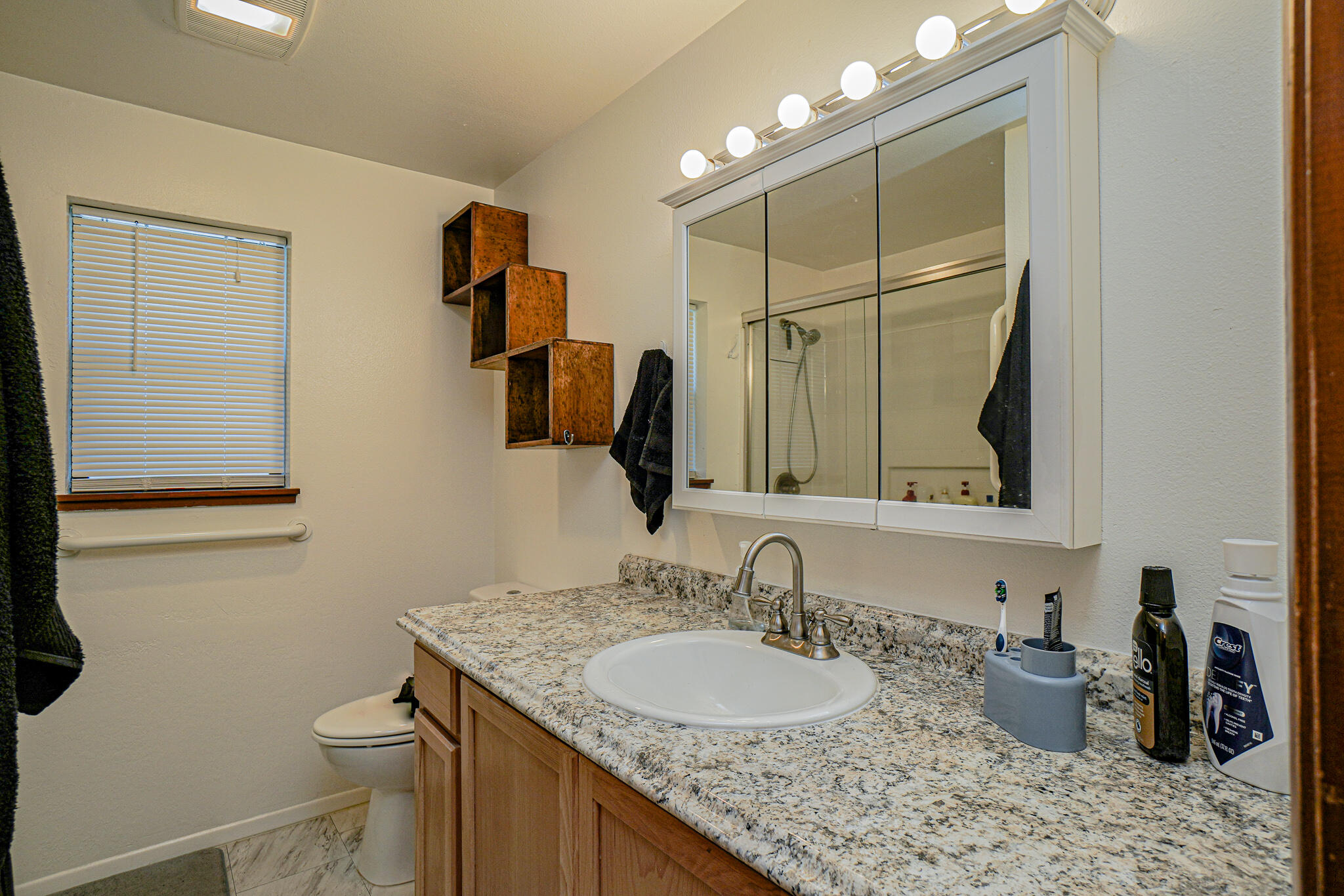 67 Woolen Way Ashland, OR 97520 - Photo 36 of 83 DSC01296