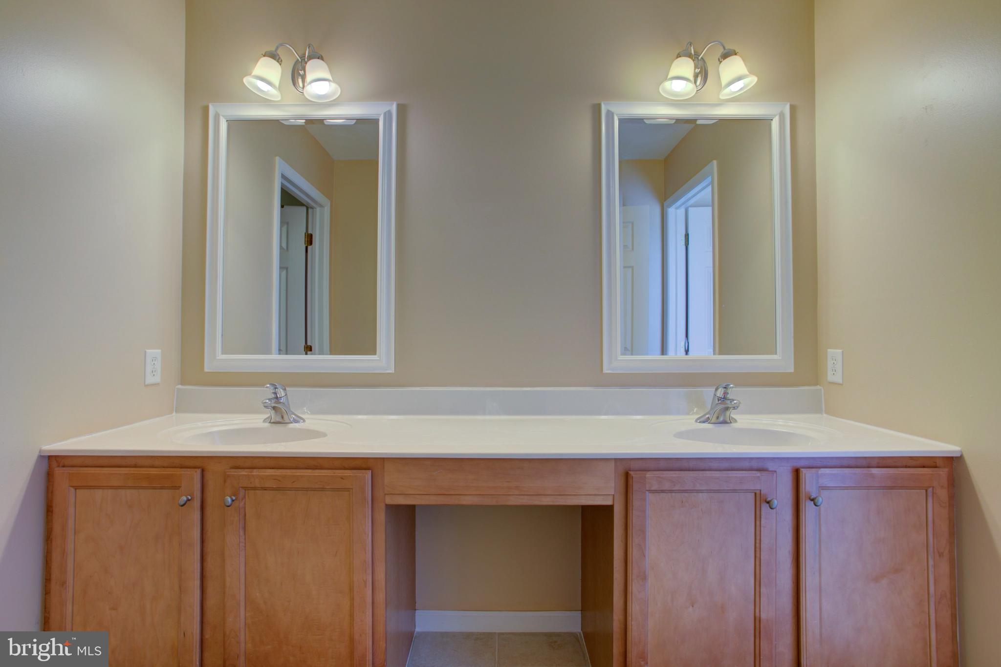 717 Palmer Circle Lititz, PA 17543 - Photo 40 of 57 Gallery Image 40