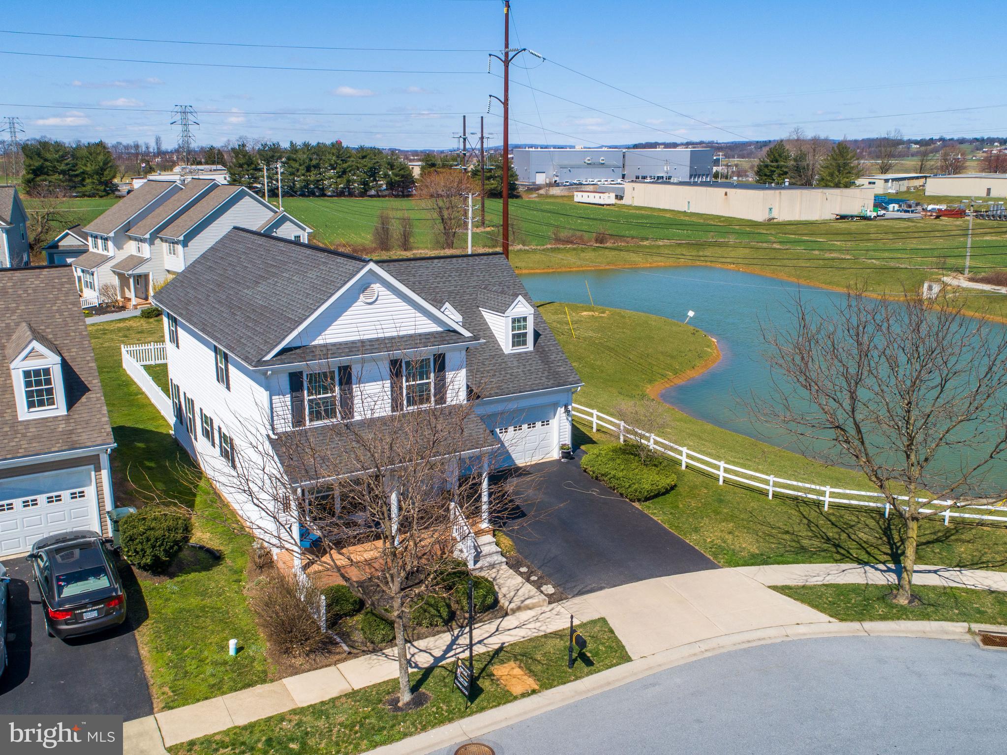 717 Palmer Circle Lititz, PA 17543 - Photo 5 of 57 Gallery Image 5