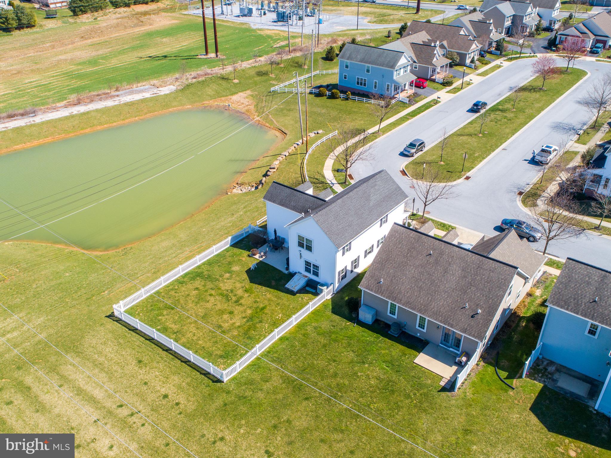 717 Palmer Circle Lititz, PA 17543 - Photo 8 of 57 Gallery Image 8