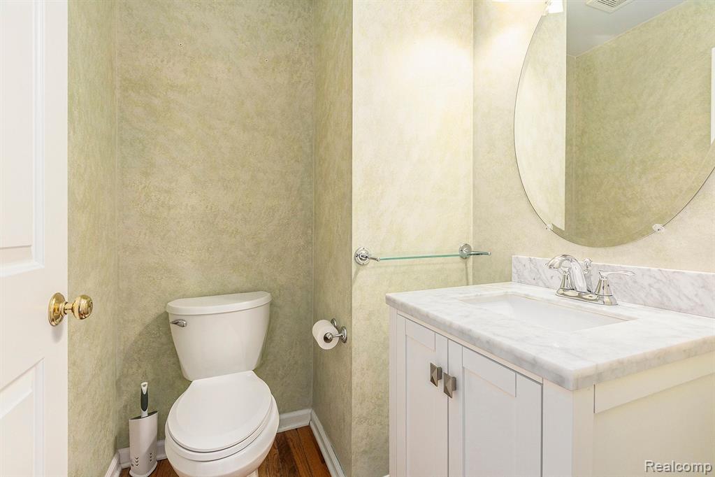 1740 South Maple Road Ann Arbor, MI 48103 - Photo 19 of 34
