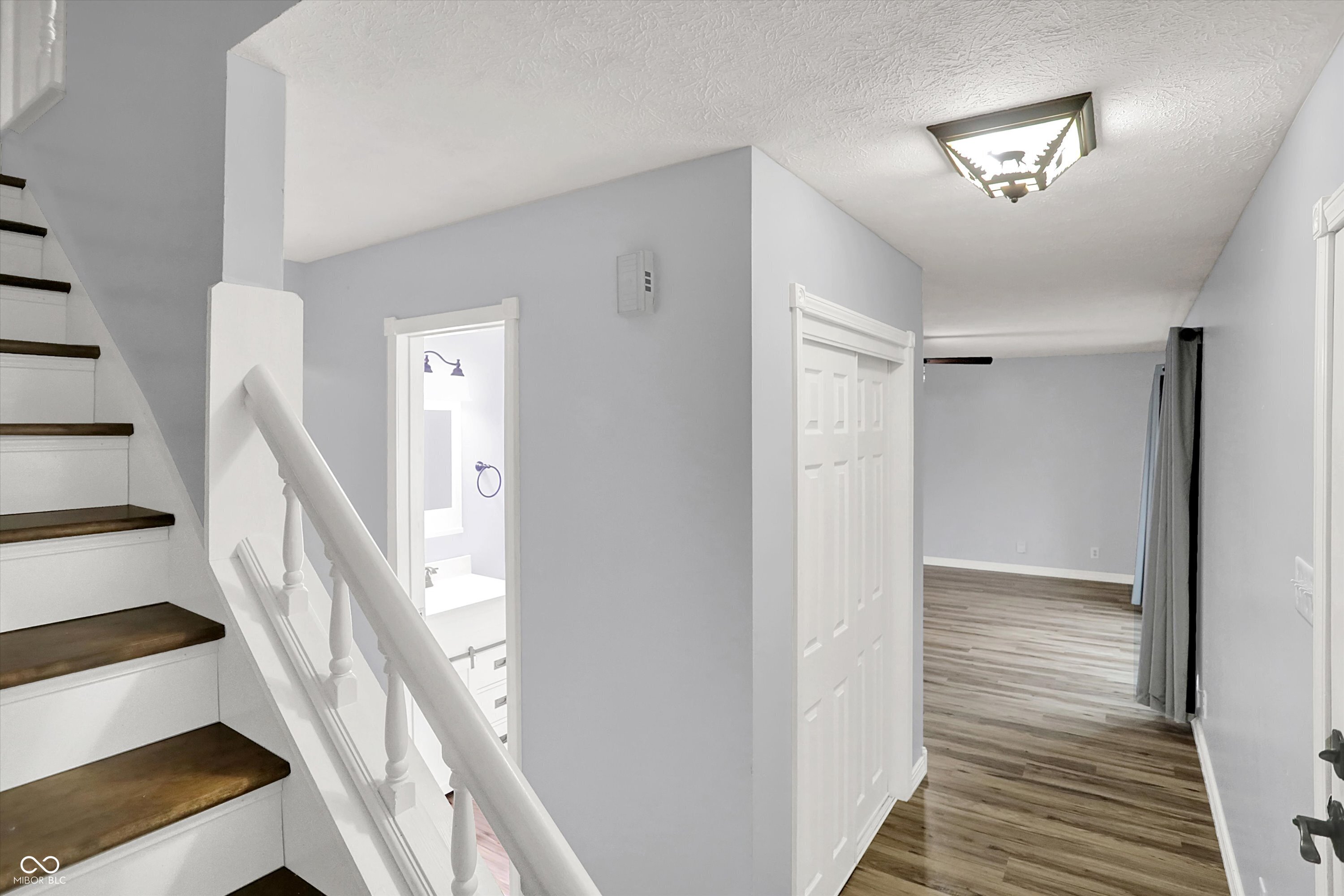 7697 Ensley Court Fishers, IN 46038 - Photo 6 of 58