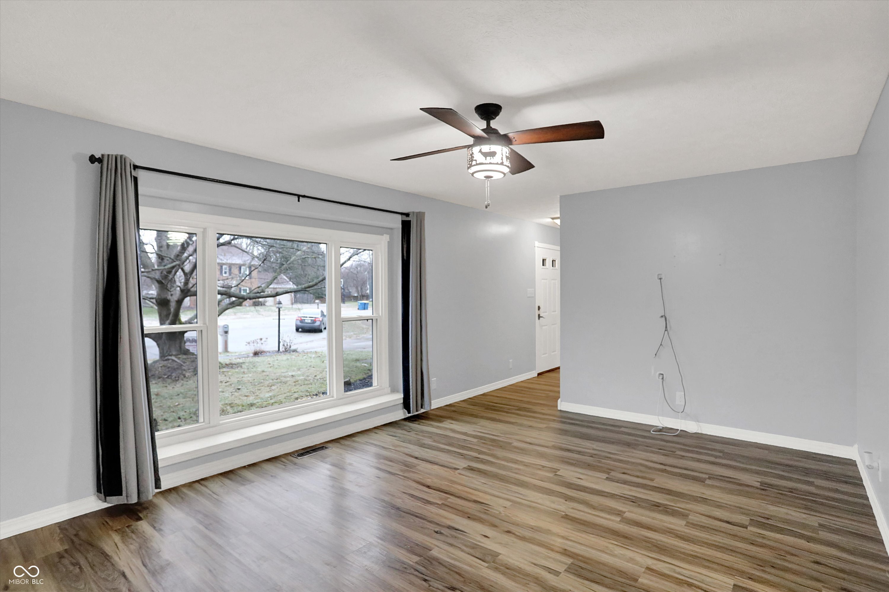 7697 Ensley Court Fishers, IN 46038 - Photo 8 of 58