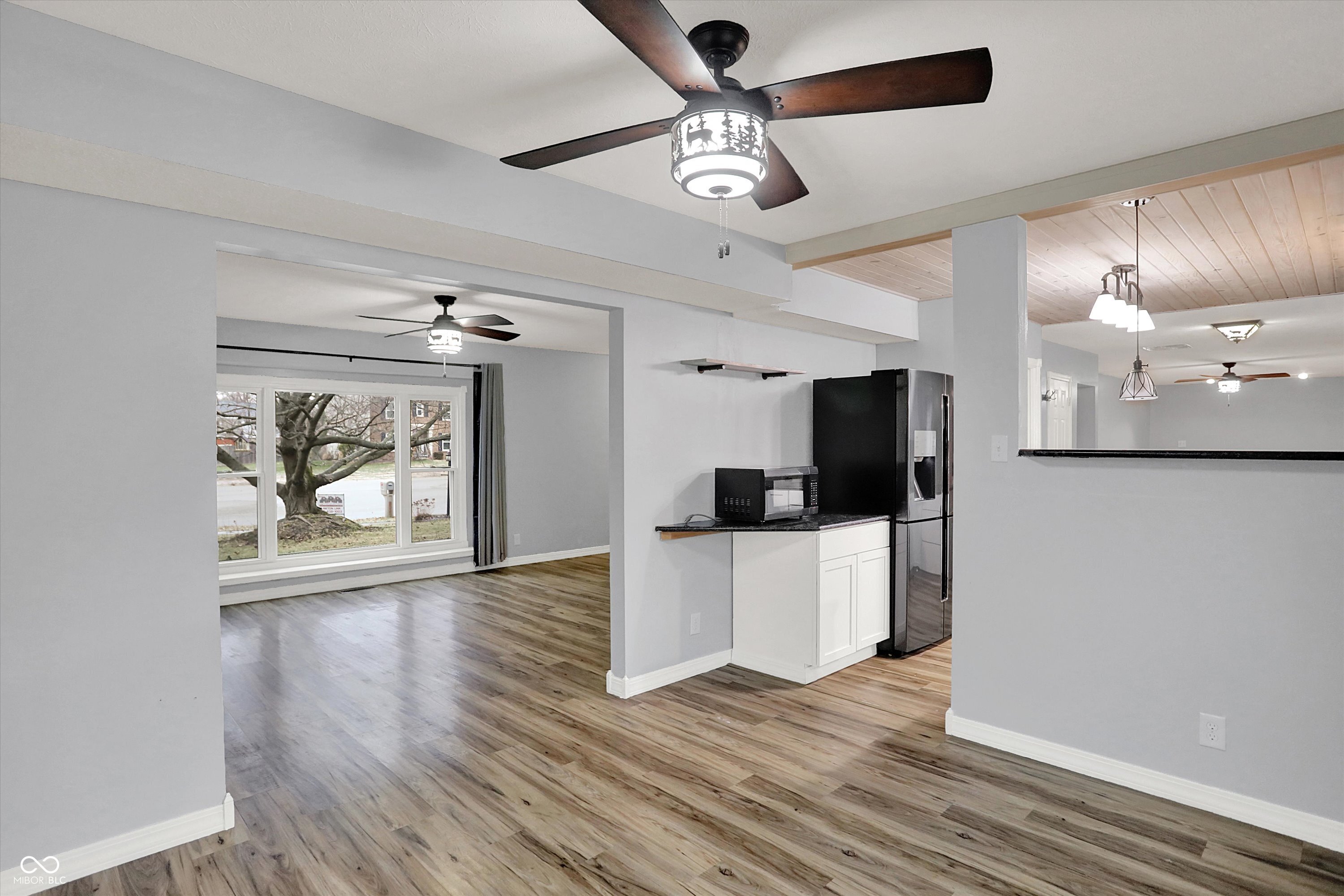 7697 Ensley Court Fishers, IN 46038 - Photo 10 of 58