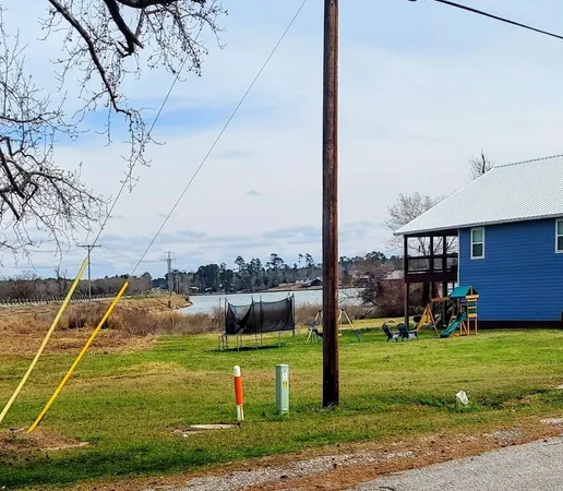 $69,900 | 129 Lakeshore North, Onalaska, TX 77360