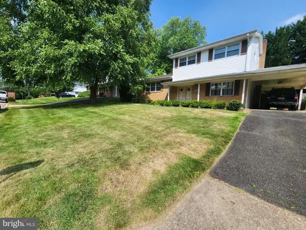 $439,999 | 5704 Colon Terrace, Temple Hills, MD 20748