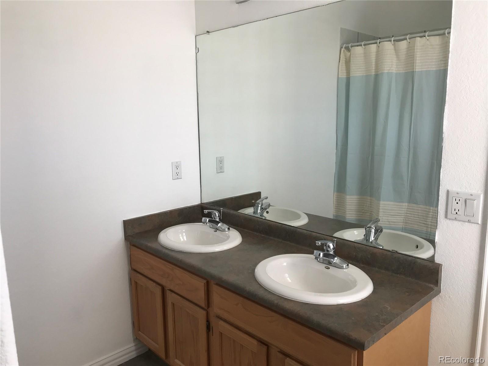 1280 View Ridge Road Bennett, CO 80102 - Photo 17 of 21 Gallery Image 17