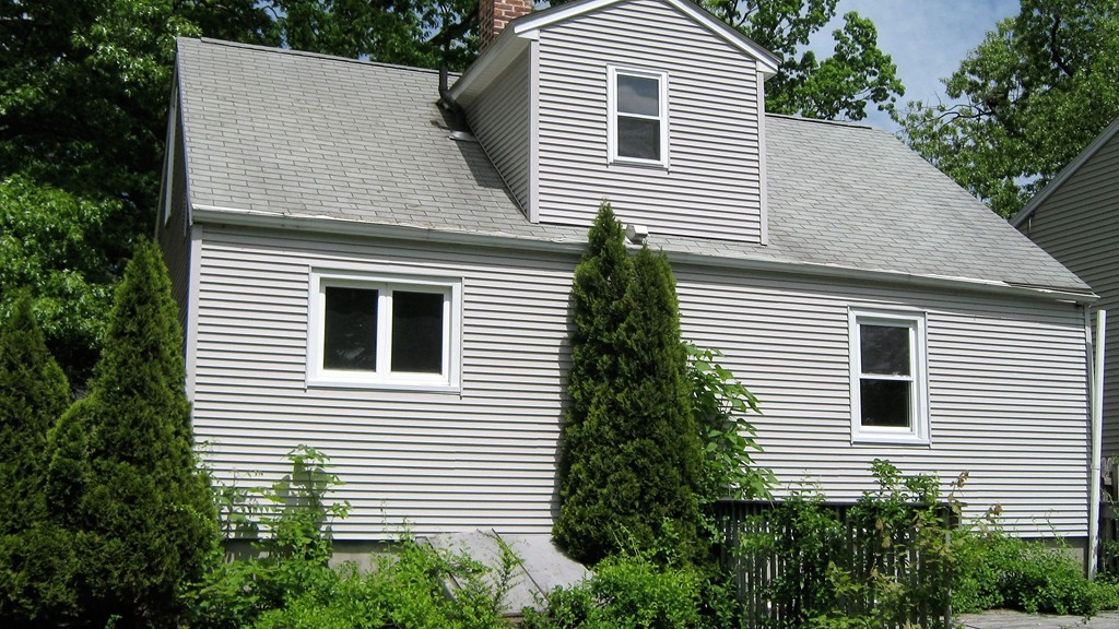 238 Shawmut Street Springfield, MA 01108 - Photo 2 of 12
