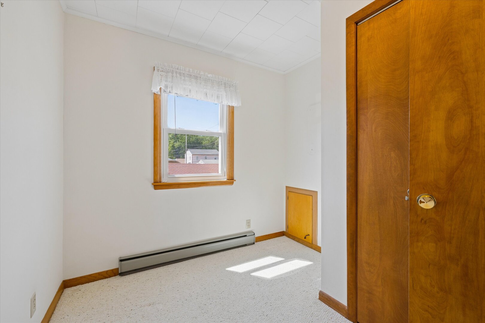 604 North 4th Street Clinton, IA 52732 - Photo 28 of 38